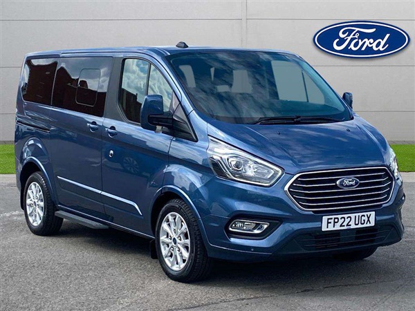 Ford Tourneo Custom 2.0 EcoBlue 130ps L/R 8 Seater Titanium