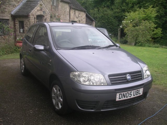 Fiat Punto, ) Grey Hatchback, Manual Petrol, 