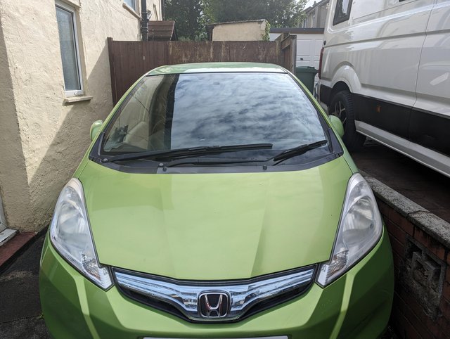 Honda jazz 1.3 hybrid automatic