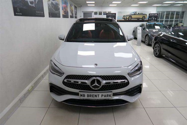 Mercedes-Benz GLA Class GLA 250e Exclusive Edition Premium