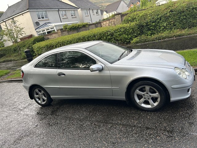 Mercedes c200 coupe 2.0