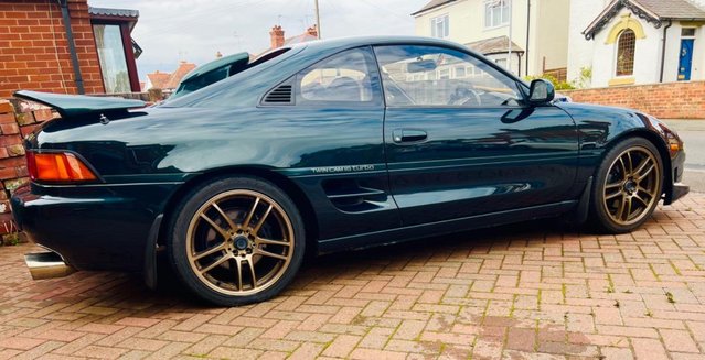 Toyota Mr2 turbo tin top