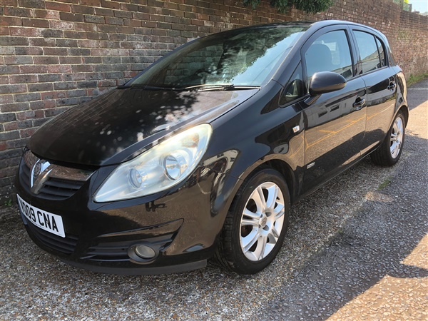 Vauxhall Corsa DESIGN 16V 5-Door