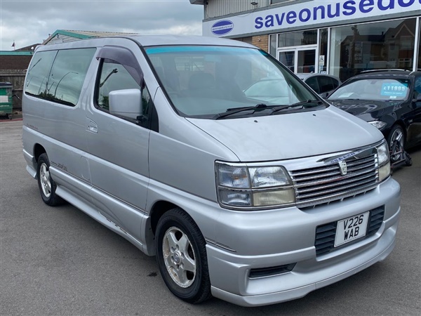 Nissan Elgrand HIGHWAY STAR 4X4 AUTOMATIC