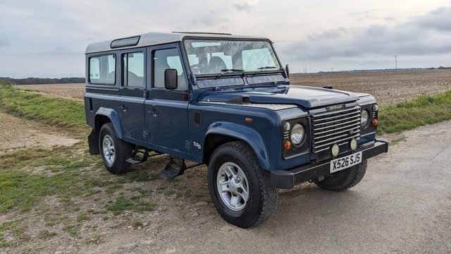 Defender 110 County Td5 "Caledonian 2" SKU 689