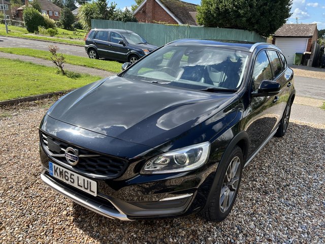 Volvo V60 Cross Country lux nav D3