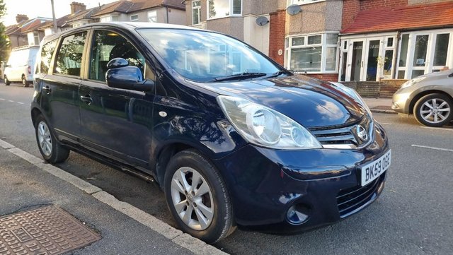 Nissan Note  Automative, 1.6 petrol liter engine in blue